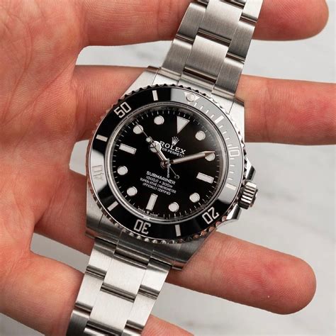 Rolex No Date Submariner 124060 41mm Stainless Steel with